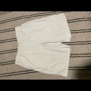 Lululemon T.H.E Shorts Medium 9” with liner